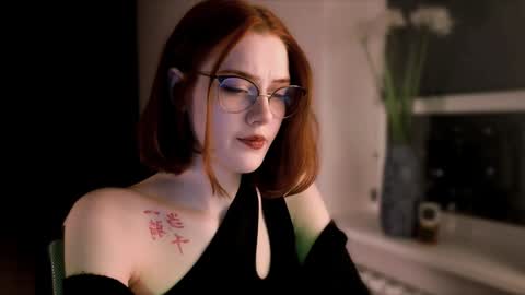 Madame Isabelle online show from December 2024 02:28:01 PM