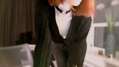 Madame Isabelle online show from December 2024 03:33:02 PM