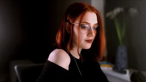 Madame Isabelle online show from December 2024 03:37:01 PM