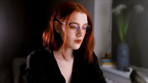 Madame Isabelle online show from December 2024 02:56:01 PM