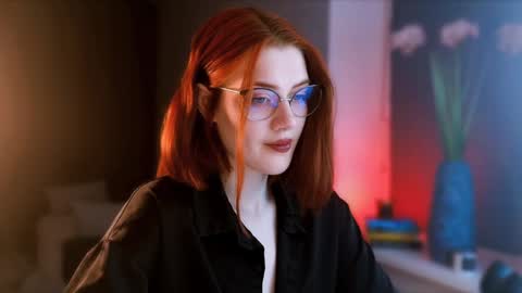 Madame Isabelle online show from January 2025 03:33:01 PM