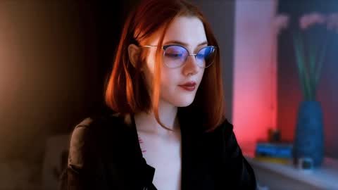Madame Isabelle online show from January 2025 03:55:02 PM
