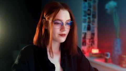 Madame Isabelle online show from February 2025 03:27:02 PM
