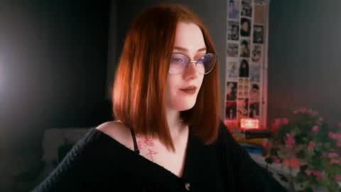 Madame Isabelle online show from February 2025 04:15:02 PM