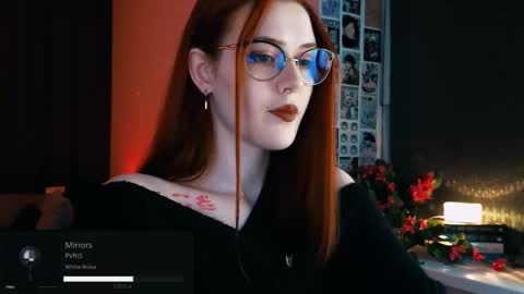 Madame Isabelle online show from September 2025 07:14:01 PM