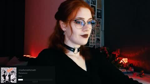 Madame Isabelle online show from September 2025 05:47:02 PM