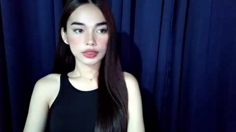 Snapshot of isabelle_willis chatting on May 2026 07:04:01 AM Isabelle online show from May 2026 07:04:01 AM