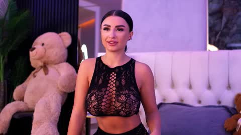 Snapshot of isabellehunt chatting on September 2025 03:51:01 AM IsabelleHunt online show from September 2025 03:51:01 AM