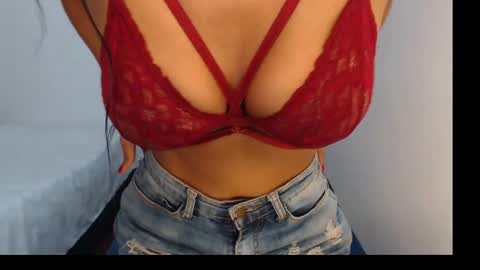 Isabella online show from December 2024 06:11:01 AM