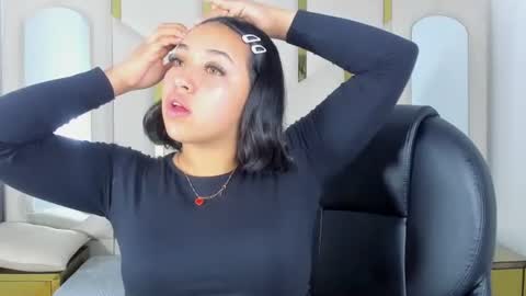 isabellrodriguez18 online show from November 2025 04:25:02 AM
