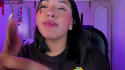 isabellrodriguez18 online show from June 2026 04:01:01 AM