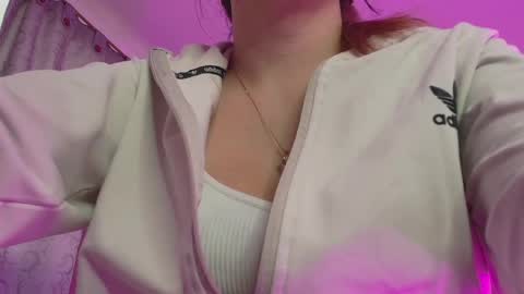 ISABELLA online show from April 2026 11:19:01 AM