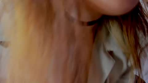 Snapshot of isamoon_ chatting on June 2026 12:48:02 AM Isa online show from June 2026 12:48:02 AM
