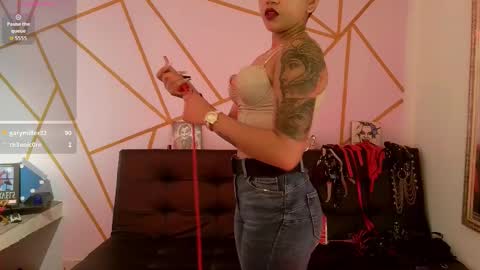 isabela online show from October 2025 11:17:02 PM