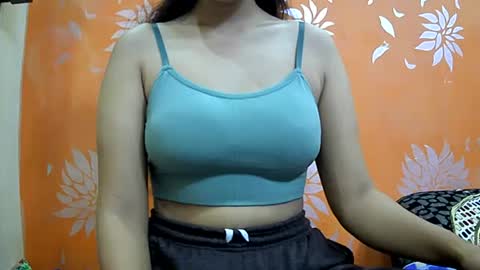 Snapshot of ishika_singh_ chatting on February 2025 03:36:02 AM ishika_singh_ online show from February 2025 03:36:02 AM