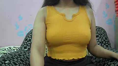 ishika_singh_ online show from March 2026 01:21:01 AM