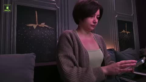 Snapshot of ishtardivine chatting on March 2026 04:18:02 AM Ishtar online show from March 2026 04:18:02 AM