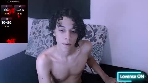 Isidro online show from November 2025 01:00:02 AM