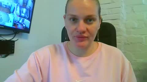 isingle_mom online show from September 2025 07:55:02 AM