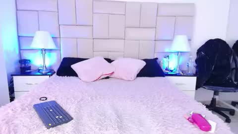 Pauli online show from April 2026 02:56:01 PM