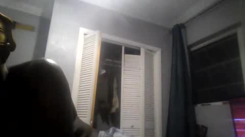 Snapshot of islandbey242 chatting on May 2026 03:35:02 AM islandbey242 online show from May 2026 03:35:02 AM