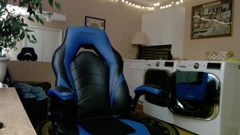 Jim online show from December 2024 09:55:01 AM