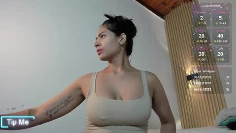 IslaScott online show from April 2026 09:19:01 AM