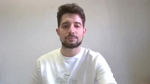 islaysince97 online show from April 2026 02:17:02 PM