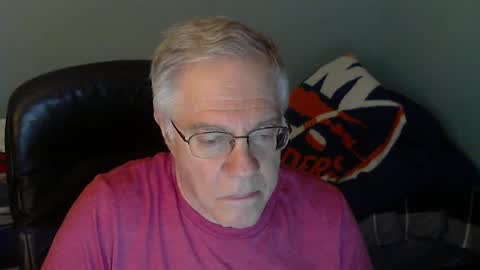 islesman22 online show from October 2025 01:34:01 AM