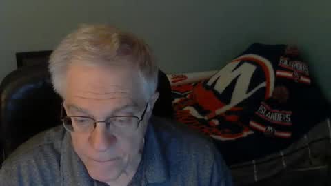 islesman22 online show from April 2026 01:09:02 AM