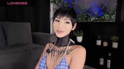 Julyane online show from July 2026 12:17:02 AM