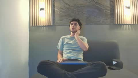 Snapshot of israel_gray chatting on October 2025 12:04:02 PM Israel online show from October 2025 12:04:02 PM