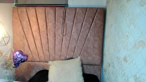 ISSA MILF online show from October 2025 12:04:01 PM