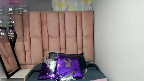 ISSA MILF online show from February 2026 01:05:01 PM