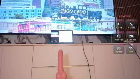 Snapshot of issabellaa chatting on April 2026 04:54:01 AM Issy online show from April 2026 04:54:01 AM