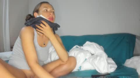 Snapshot of issabelle_69 chatting on September 2025 05:40:01 AM Issabelle online show from September 2025 05:40:01 AM