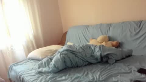 Snapshot of issabelle_69 chatting on November 2025 05:52:02 AM Issabelle online show from November 2025 05:52:02 AM