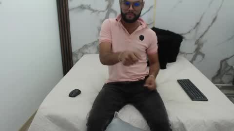 Issack online show from April 2026 03:13:02 AM