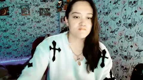 Yiz online show from October 2025 09:26:02 AM