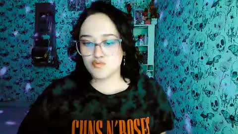 Yiz online show from July 2026 04:40:01 AM