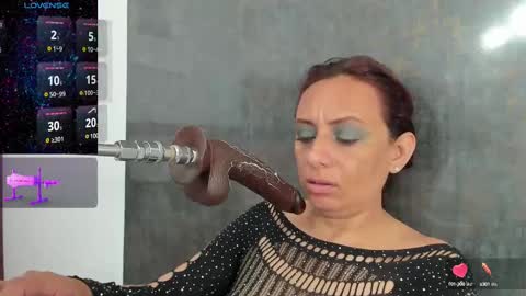 Snapshot of issys_milf chatting on March 2025 12:12:01 PM ISSYS online show from March 2025 12:12:01 PM