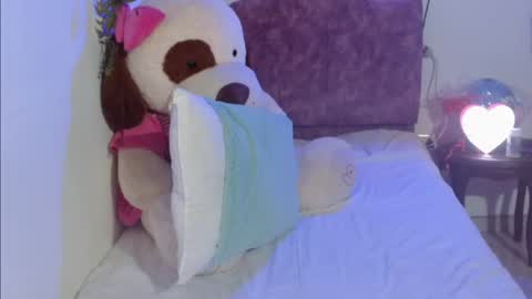 Itala Gomez online show from October 2025 11:01:02 PM