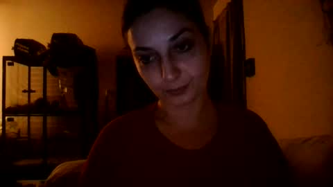 Snapshot of italiana25 chatting on June 2026 05:56:01 AM Bella Bloom online show from June 2026 05:56:01 AM