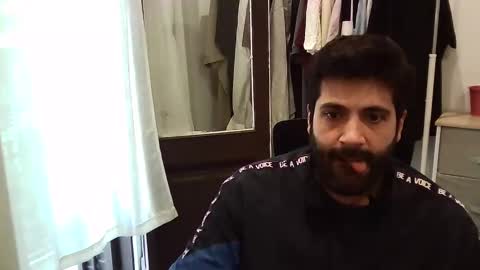 italianboybcn online show from October 2025 06:54:01 AM