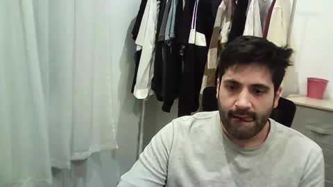 italianboybcn online show from November 2025 06:48:01 AM