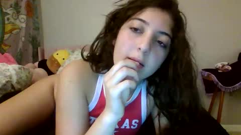 ItalianKitty online show from November 2025 01:50:01 AM