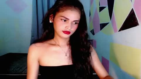 MIRABEL online show from May 2026 05:12:01 AM