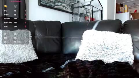 Pixie online show from April 2026 02:20:01 PM