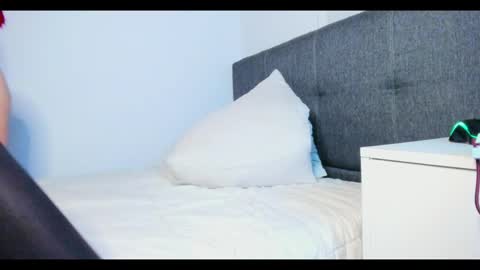 Sophie online show from April 2026 03:42:01 AM