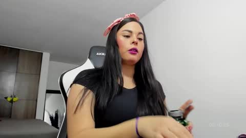 Snapshot of its_sol chatting on October 2025 02:24:02 PM Sol online show from October 2025 02:24:02 PM